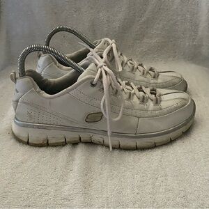 Skechers Elite Shoes Women’s Size 9 Leather Lace‎ Up Sneaker’s White